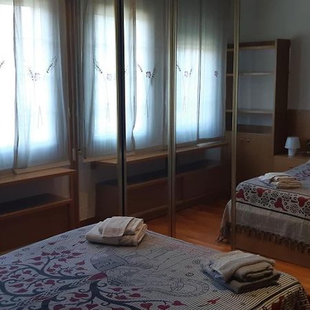 Ferienwohnung Precioso!! Apartamento En El Centro De Sabadell Exterior foto